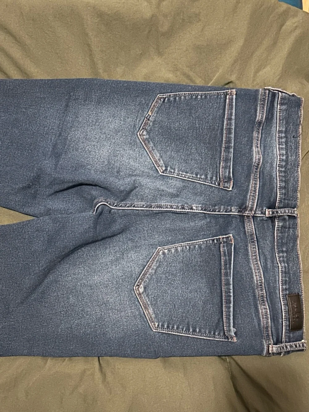 Nicole Miller SoHo High Rise Buttery Soft Blue Skinny Jeans Size 12 - Picture 13 of 17